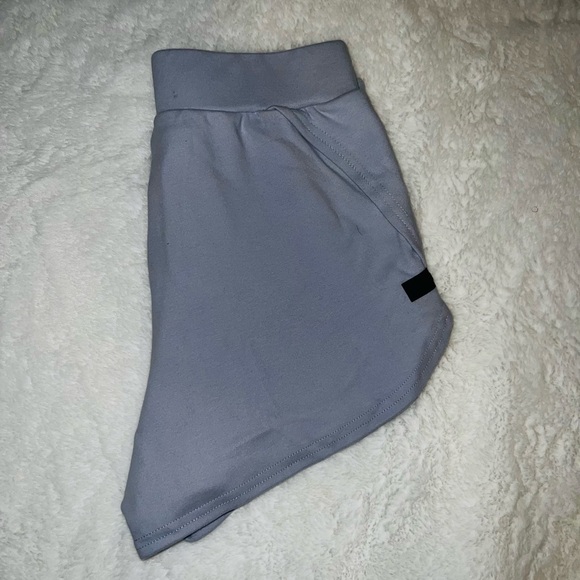 Alphalete Shorts - Picture 4 of 5